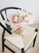 Load image into Gallery viewer, Lots of Love Bouquet