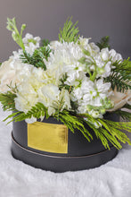 Load image into Gallery viewer, Winter Wonderland | Luxe Blooms