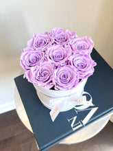 Load image into Gallery viewer, Long Lasting Infinity Roses (Lavender)