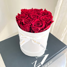 Load image into Gallery viewer, 8 Infinity Rose Box (Red)