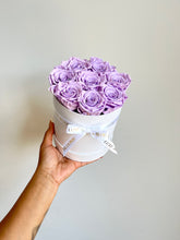 Load image into Gallery viewer, Long Lasting Infinity Roses (Lavender)
