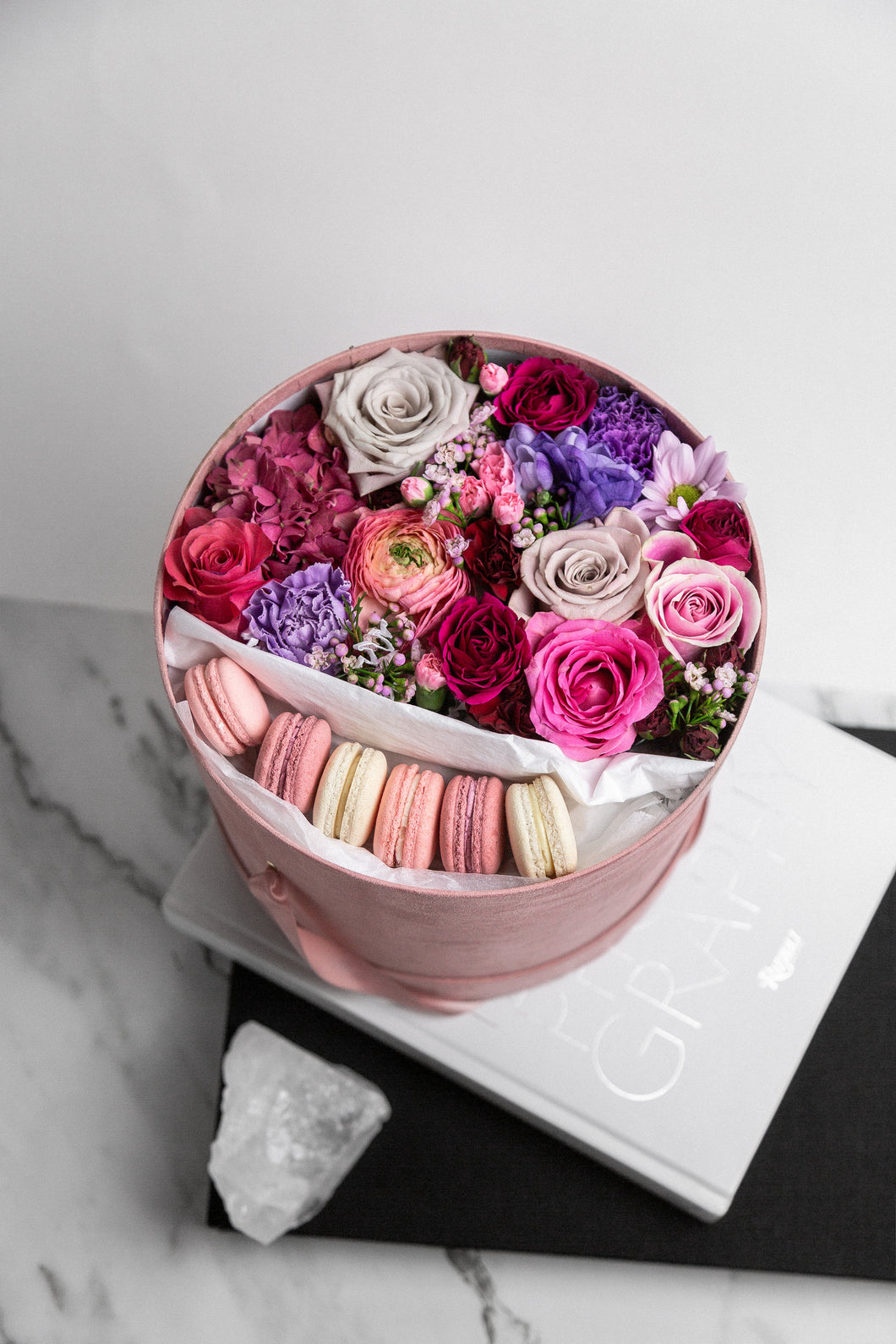 Flower & Macaron Hat Box