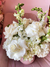 Load image into Gallery viewer, Lovely