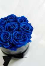 Load image into Gallery viewer, 8 Infinity Rose Box in Ceramic
