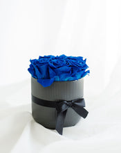 Load image into Gallery viewer, 8 Infinity Rose Box in Ceramic
