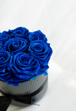 Load image into Gallery viewer, 8 Infinity Rose Box in Ceramic
