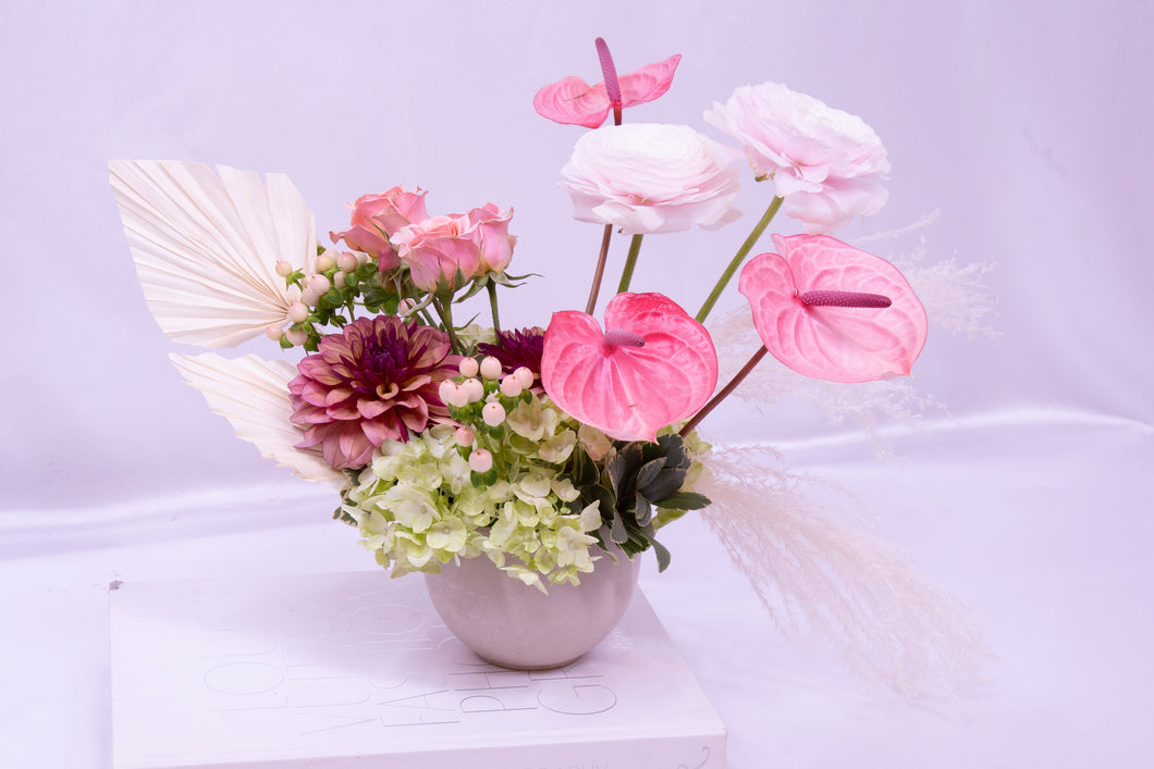 Pretty Palms & Ranunculus