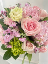 Load image into Gallery viewer, Pretty in Blush
