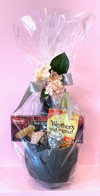 Holiday Basket - Black