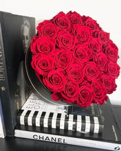 Load image into Gallery viewer, 22 Infinity Roses (red)
