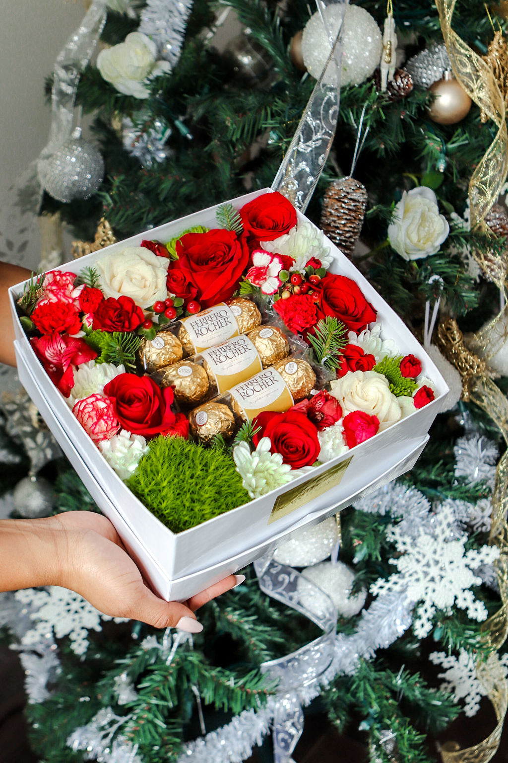 Holiday Ferrero Box | Luxe Blooms