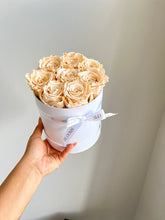Load image into Gallery viewer, 8 Infinity Rose Hat Box
